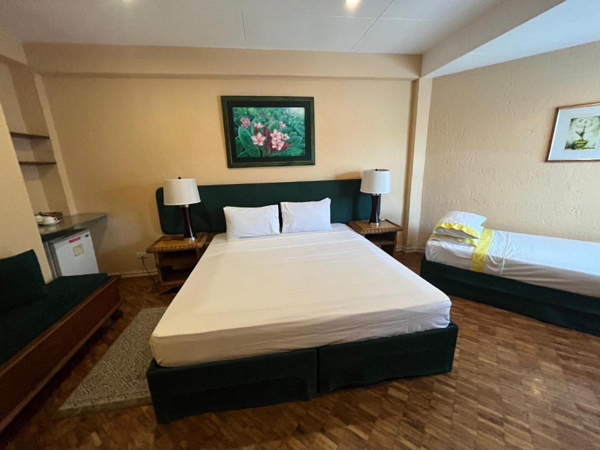 Coco Grande Hotel Dumaguete City Экстерьер фото